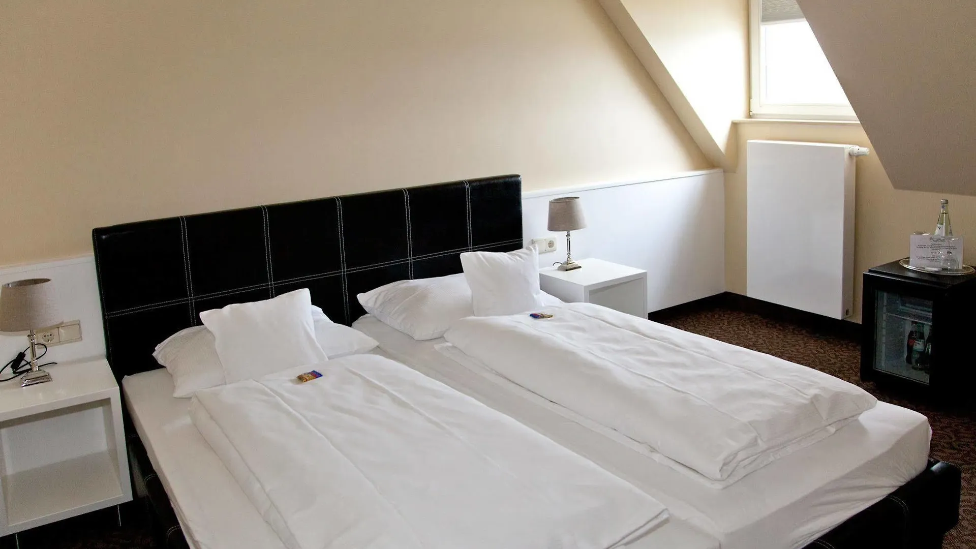 Schnellenburg Hotel Dusseldorf